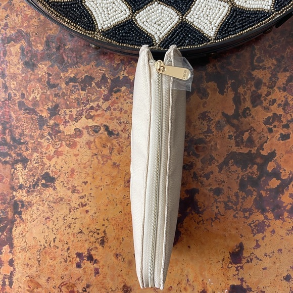 Dior Beauty 3/4 Zipper Beige Recycled Polyester (feels like cotton)Bag Makeup - Picture 7 of 10